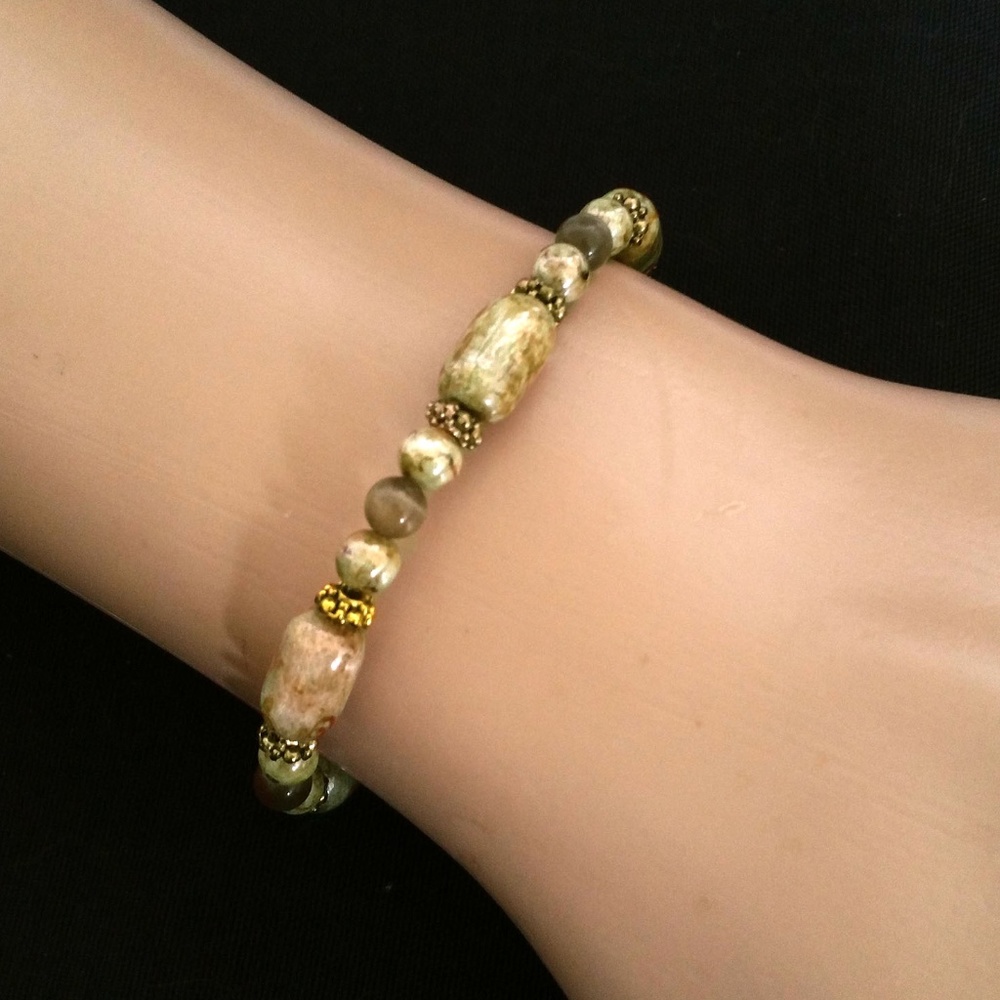 Natural Crazy Lace Agate / Quartz Beaded Bracelet